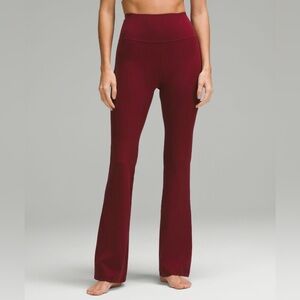Lululemon Groove Super-High-Rise Flared Pant
Nulu, Size 20 in Red Merlot